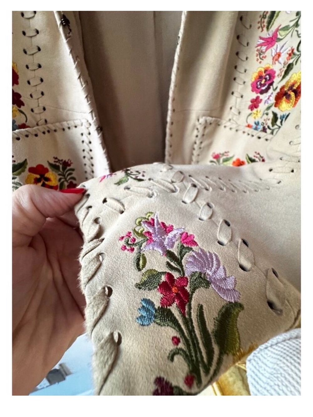Embroidered Goat Suede Jacket Floral Boho Silk Lined Haute Hippie Whipstitch - Picture 6 of 11
